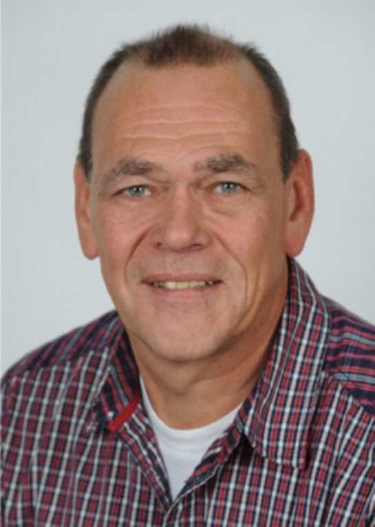 Wolfgang Schott